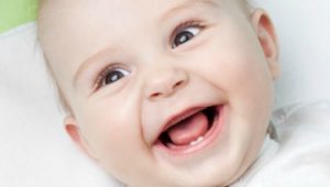 quel age premiere dent bébé